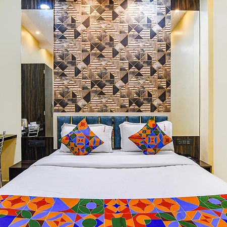 Fabhotel Royal Park Inn - Nr Eden Garden Stadium Kolkata Exterior photo