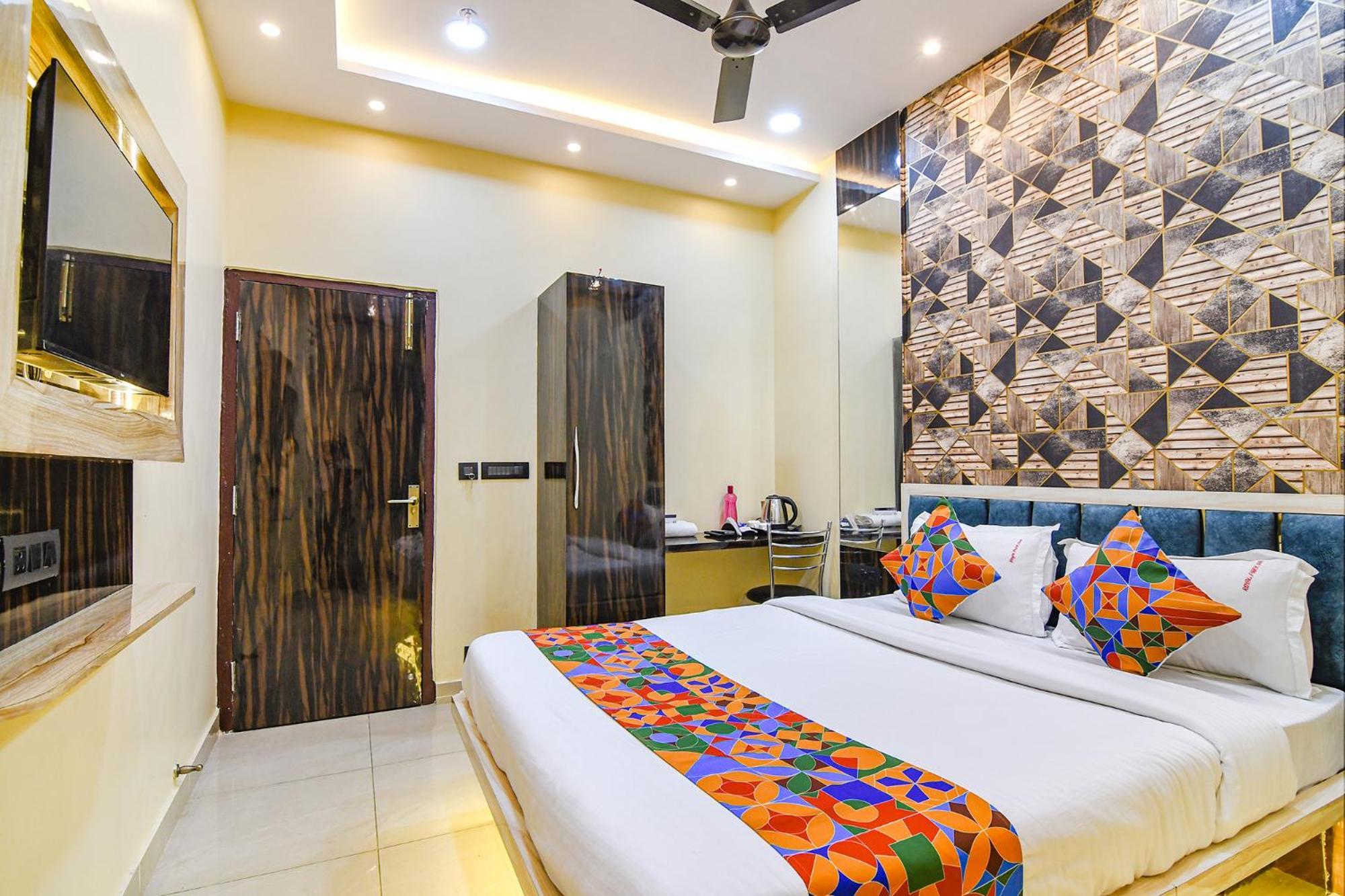 Fabhotel Royal Park Inn - Nr Eden Garden Stadium Kolkata Exterior photo